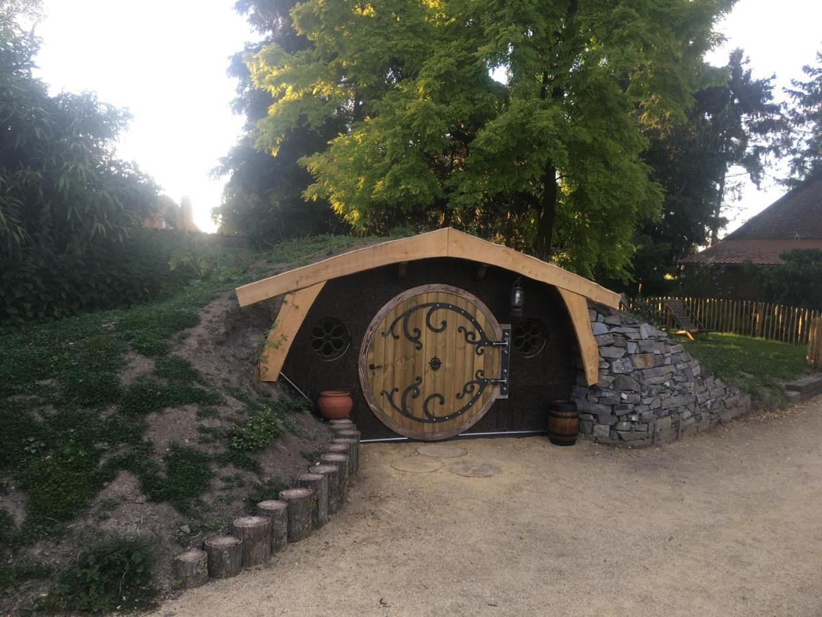 Domaine De Carnin Otel Beloeil Dış mekan fotoğraf